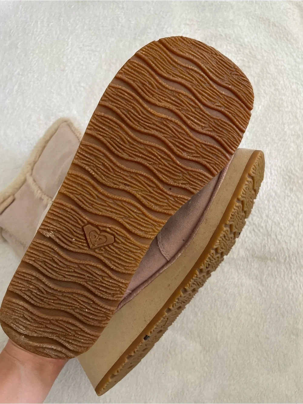Roxy cozy light